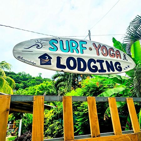 Don Jon'S Surf And Yoga Lodge Playa Santa Teresa  Exterior photo