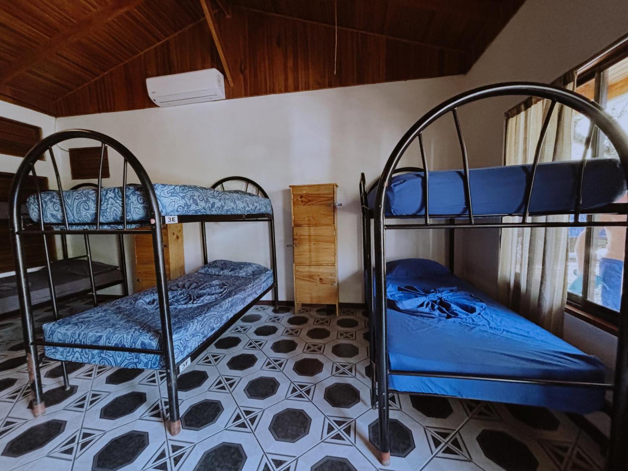 Don Jon'S Surf And Yoga Lodge Playa Santa Teresa  Exterior photo