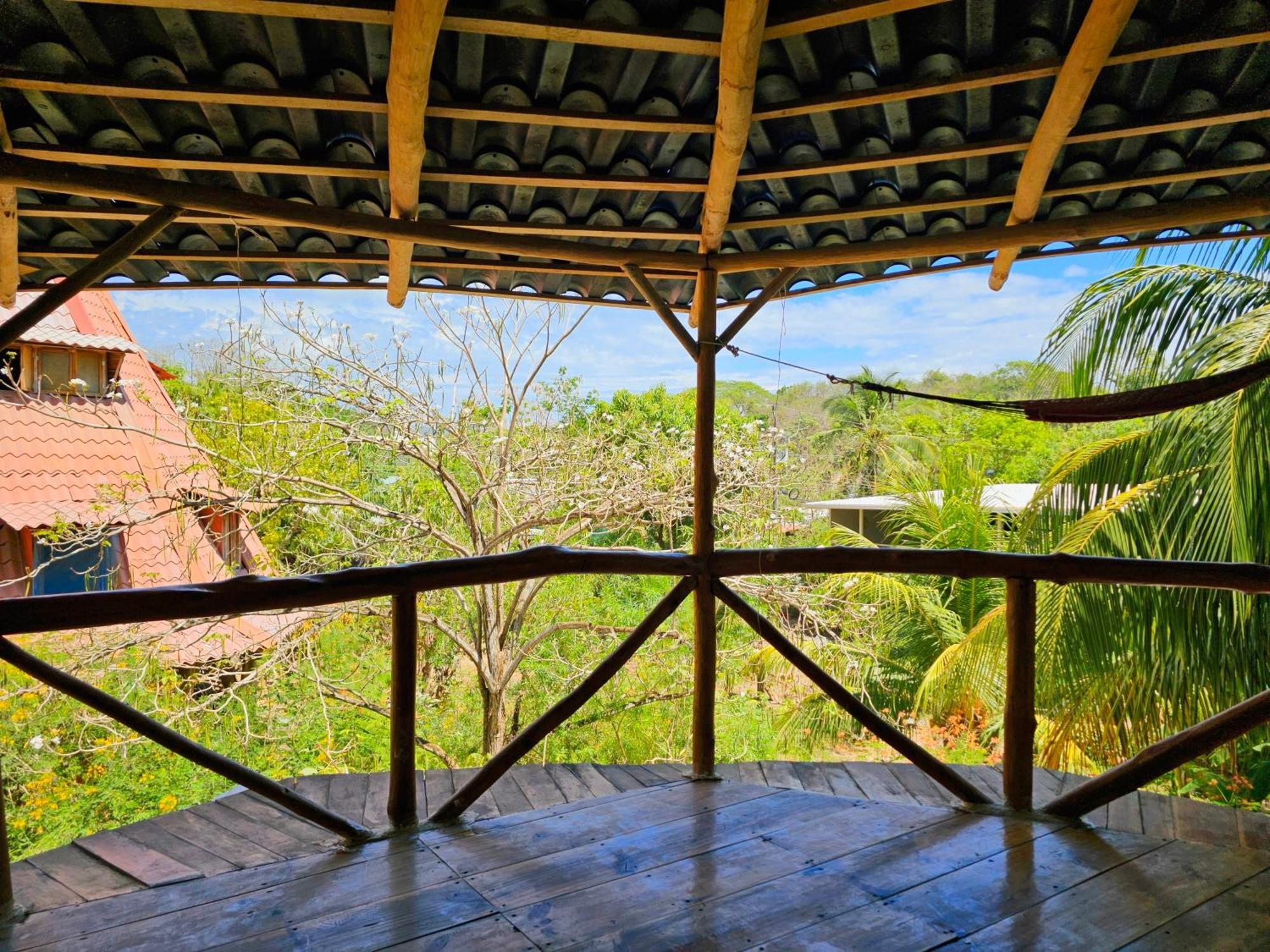 Don Jon'S Surf And Yoga Lodge Playa Santa Teresa  Exterior photo
