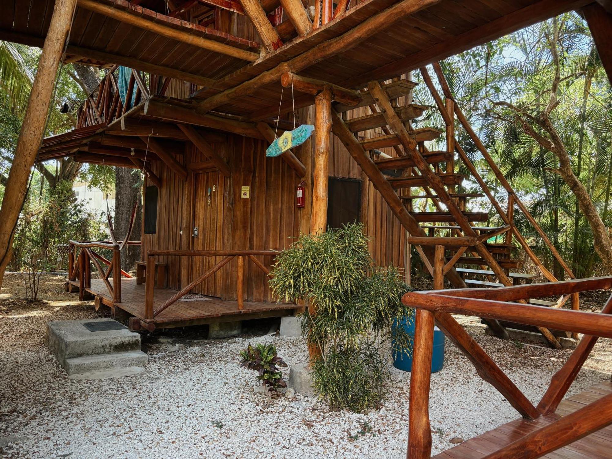 Don Jon'S Surf And Yoga Lodge Playa Santa Teresa  Exterior photo
