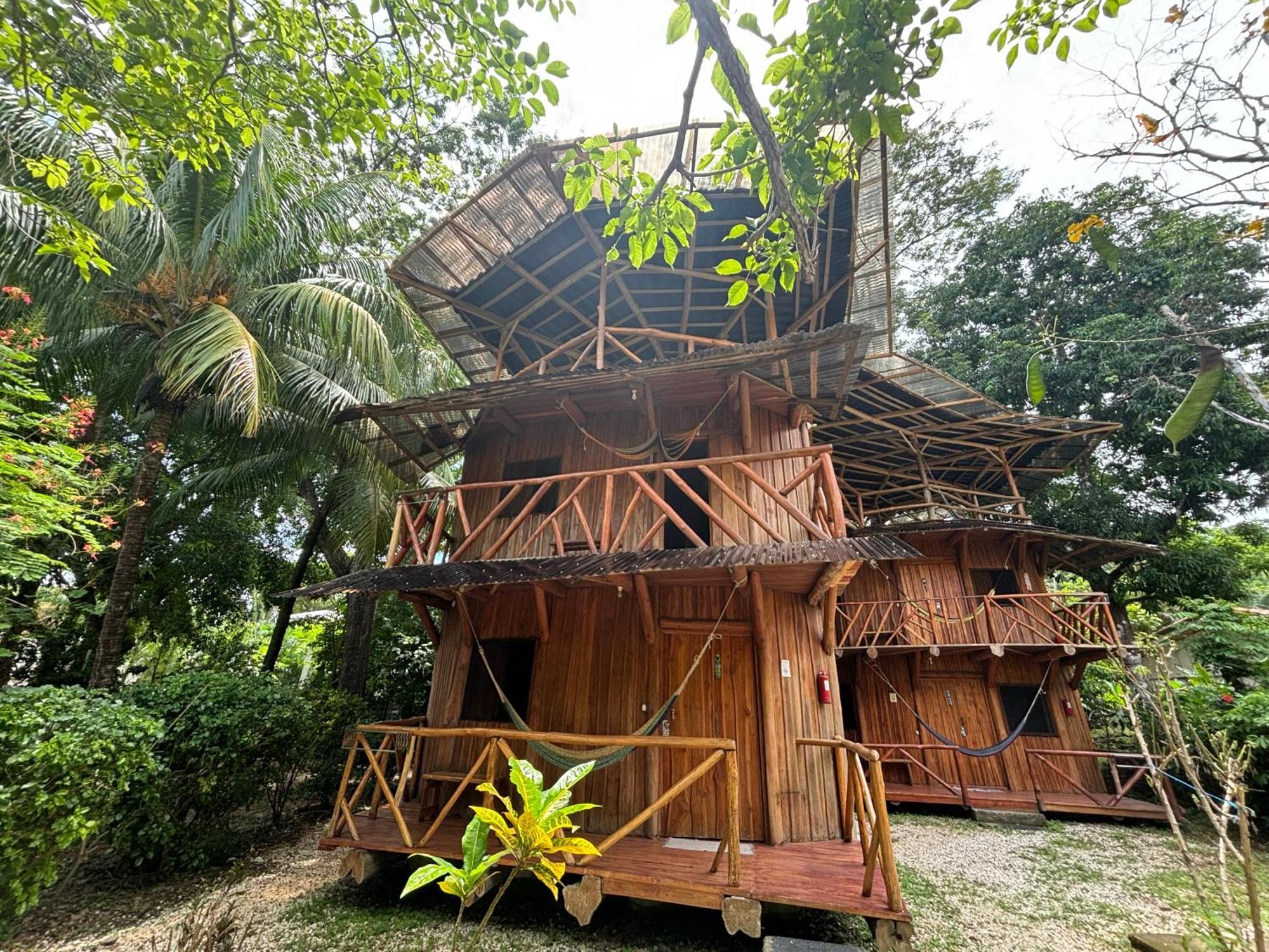 Don Jon'S Surf And Yoga Lodge Playa Santa Teresa  Exterior photo