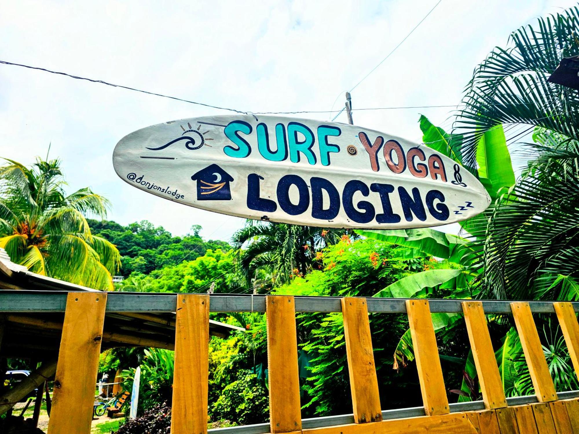 Don Jon'S Surf And Yoga Lodge Playa Santa Teresa  Exterior photo