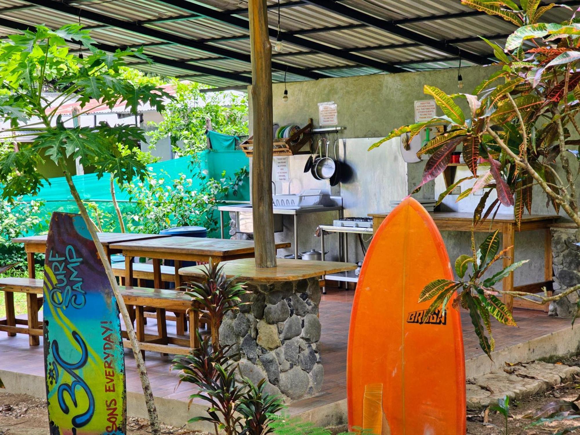 Don Jon'S Surf And Yoga Lodge Playa Santa Teresa  Exterior photo